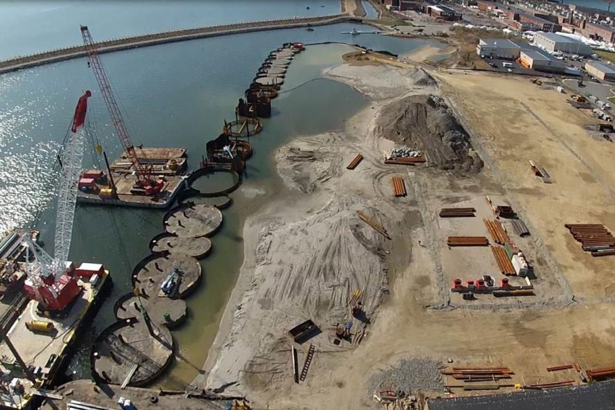 Construction on New Bedford Marine Commerce Terminal